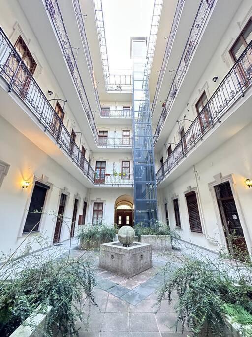 Charming Central Home In The Heart Of Budapest - Apartment Baby Loic Dış mekan fotoğraf